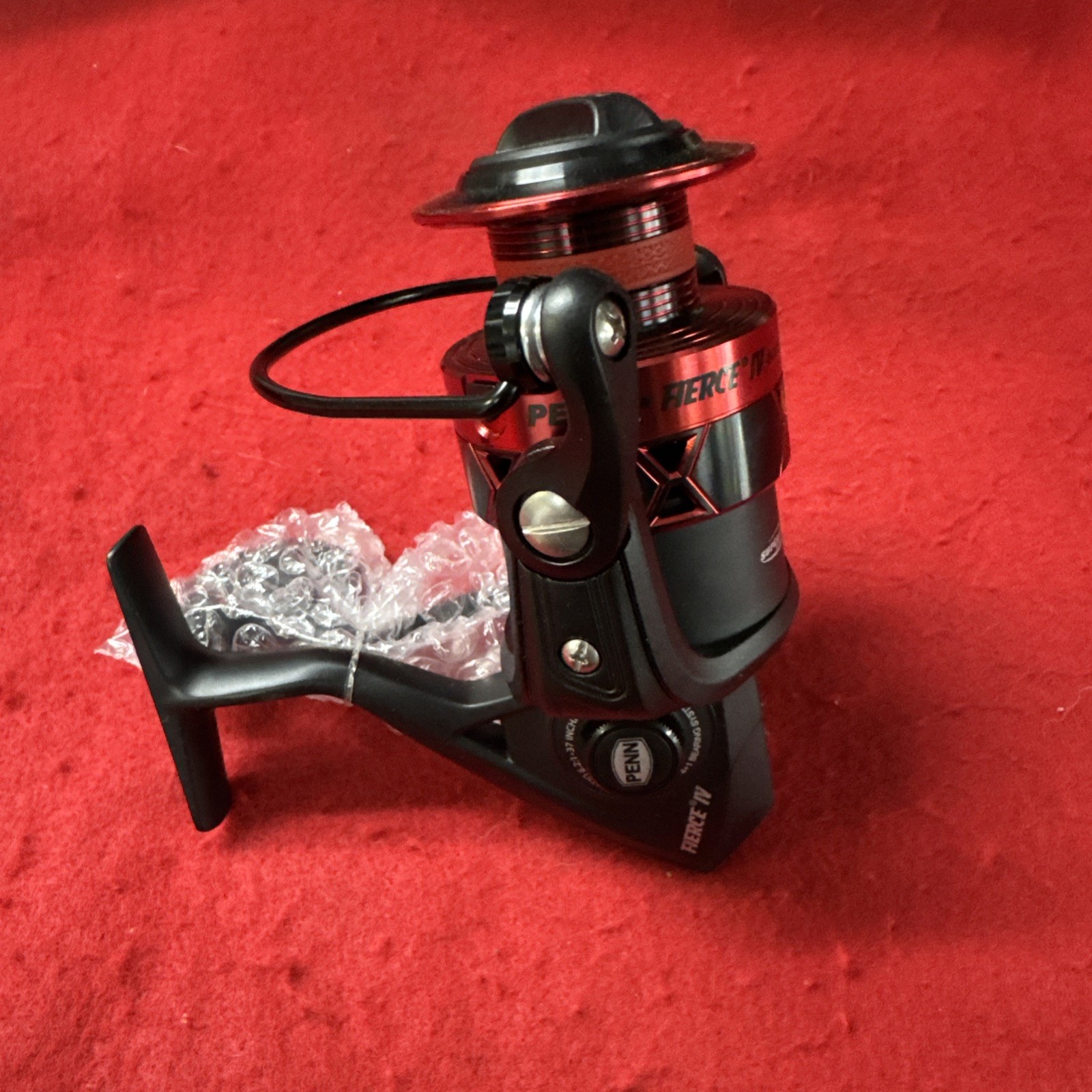 Penn Fierce IV 4000 Spinning Fishing Reel. New Off Combo!
