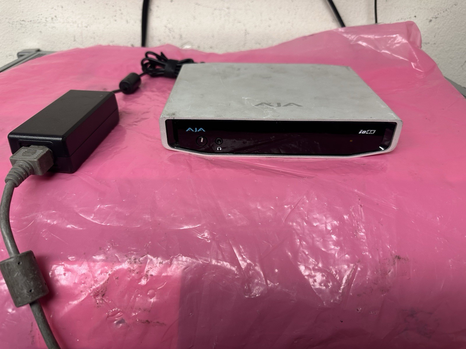 AJA IO-4K UltraHD HDMI 3G SDI I/O HDR Thunderbolt Keyer Converter w Power Supply