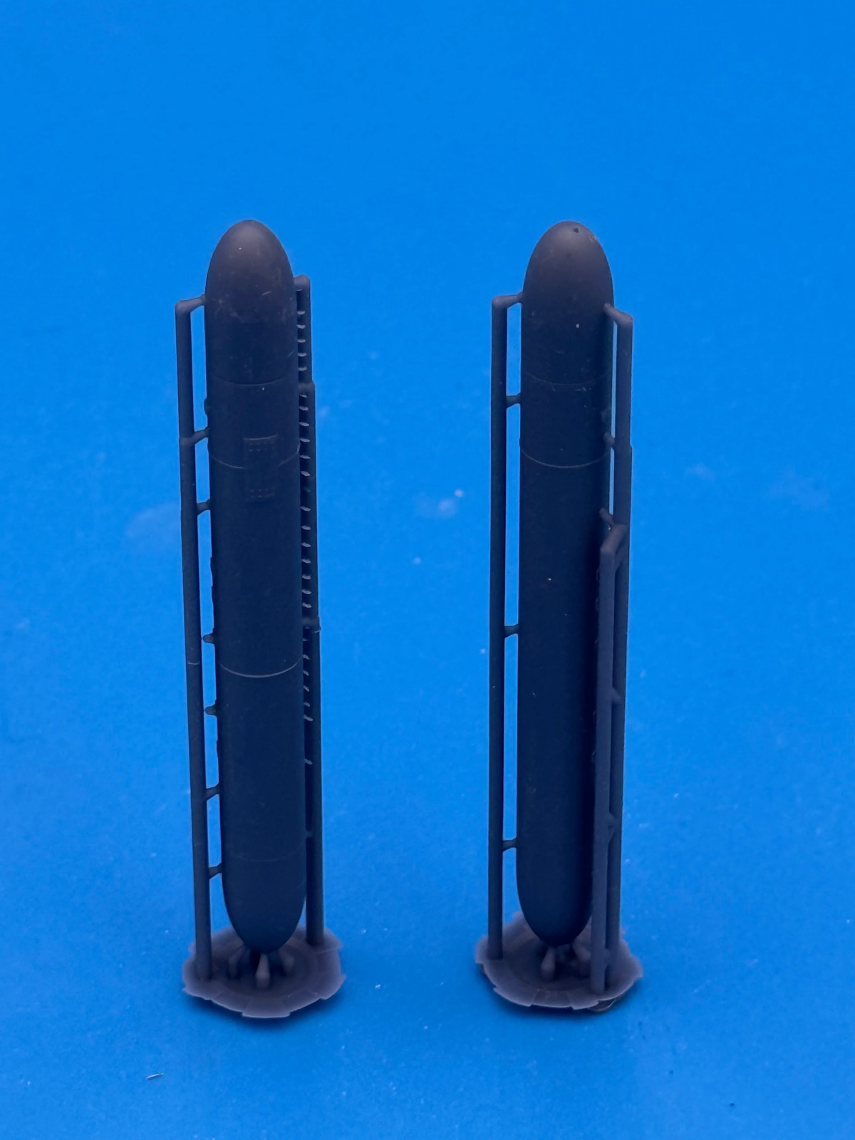Phase Hangar 1/48 48302 LAU-10 ZUNI Covered Forward end (2)