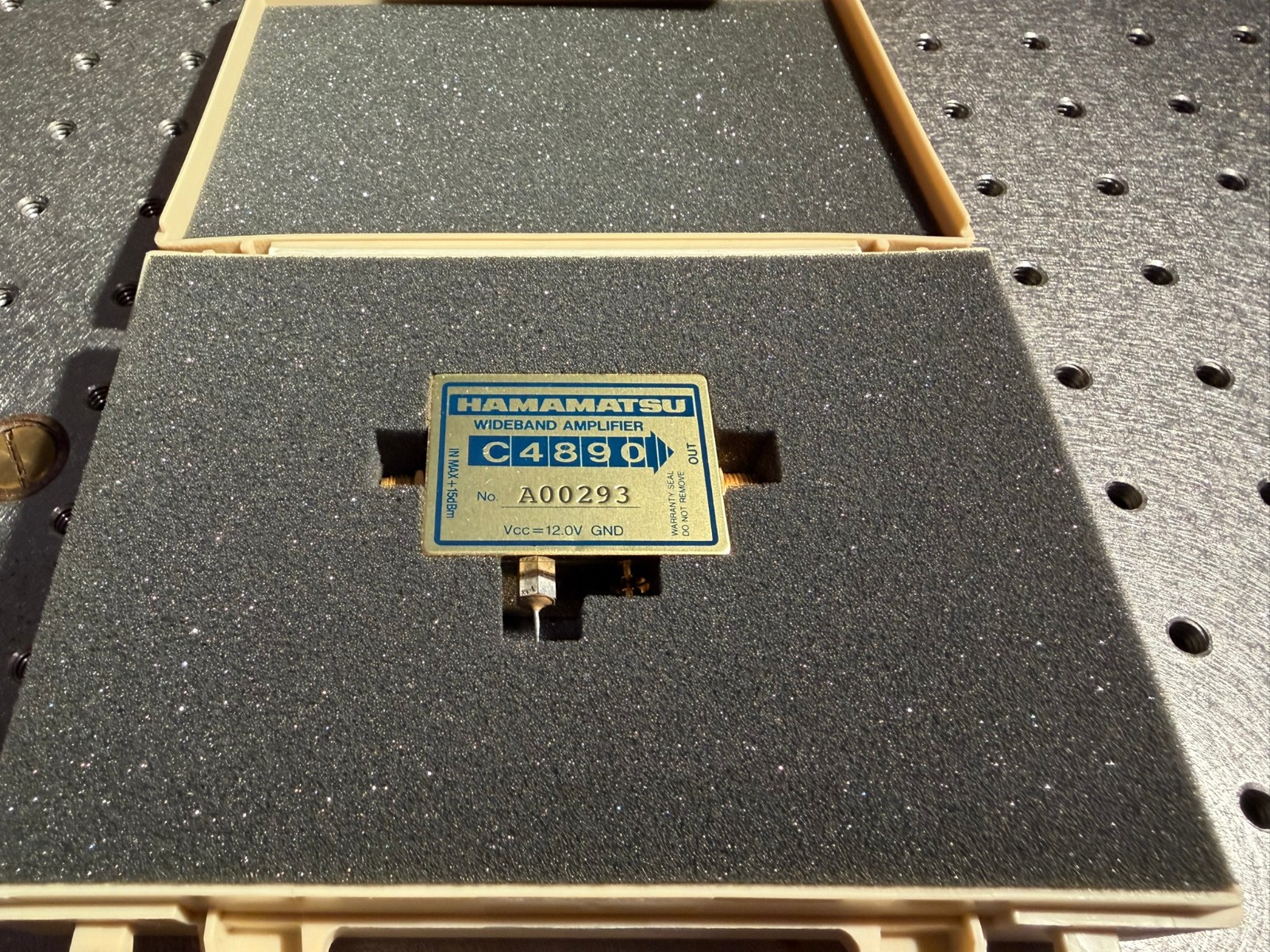 Hamamatsu C4890 Wideband Amplifier Excellent Condition + Case
