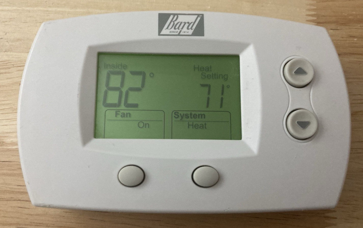 Bard TH5220D1151 Non-Programmable Thermostat 8403-058 (Tested)