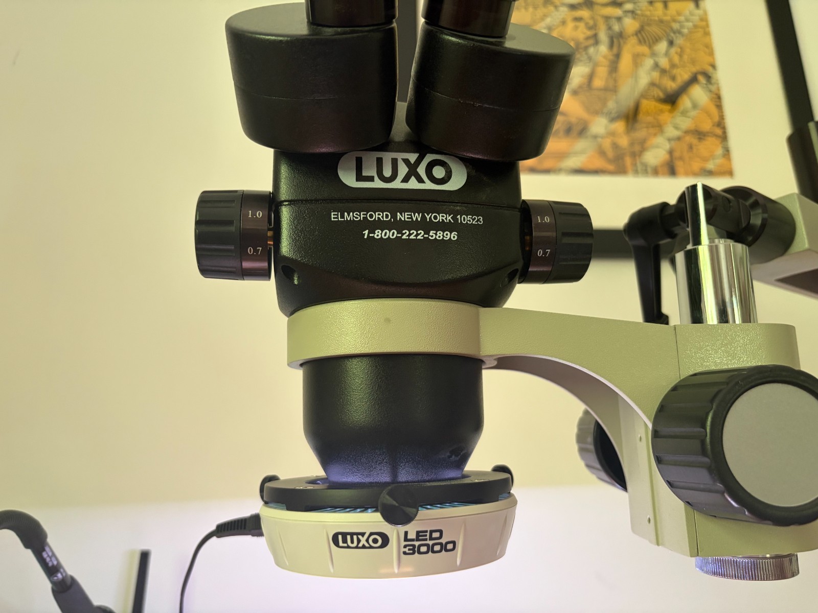 Luxo 273 Binocular ESD-safe Microscope With Articulating Arm - for manufacturing