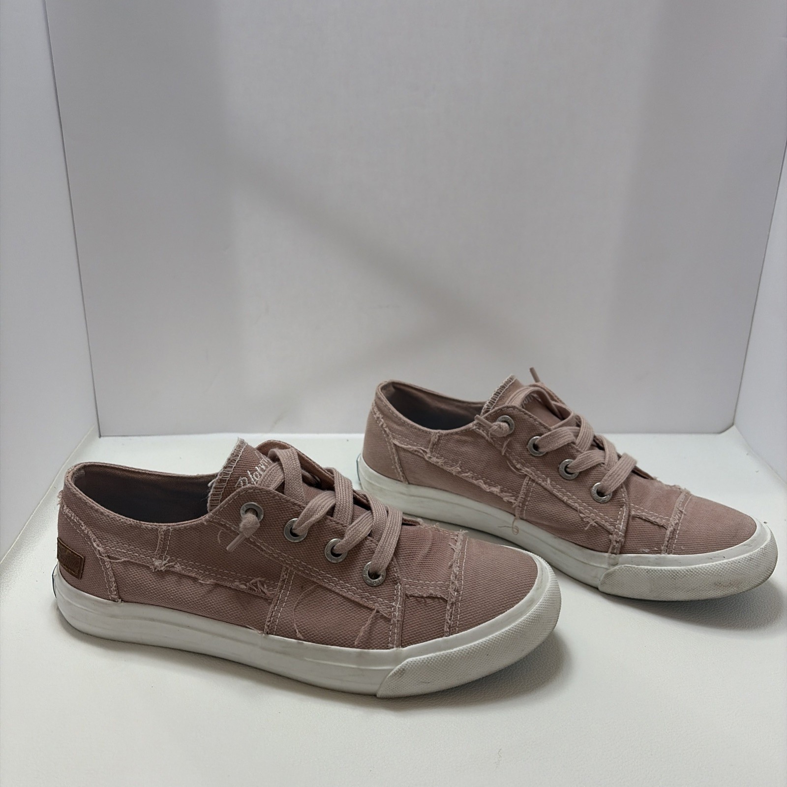 Blowfish Maxie Women's Shoes Size 9 Dirty Pink Smoked Canvas W/Box