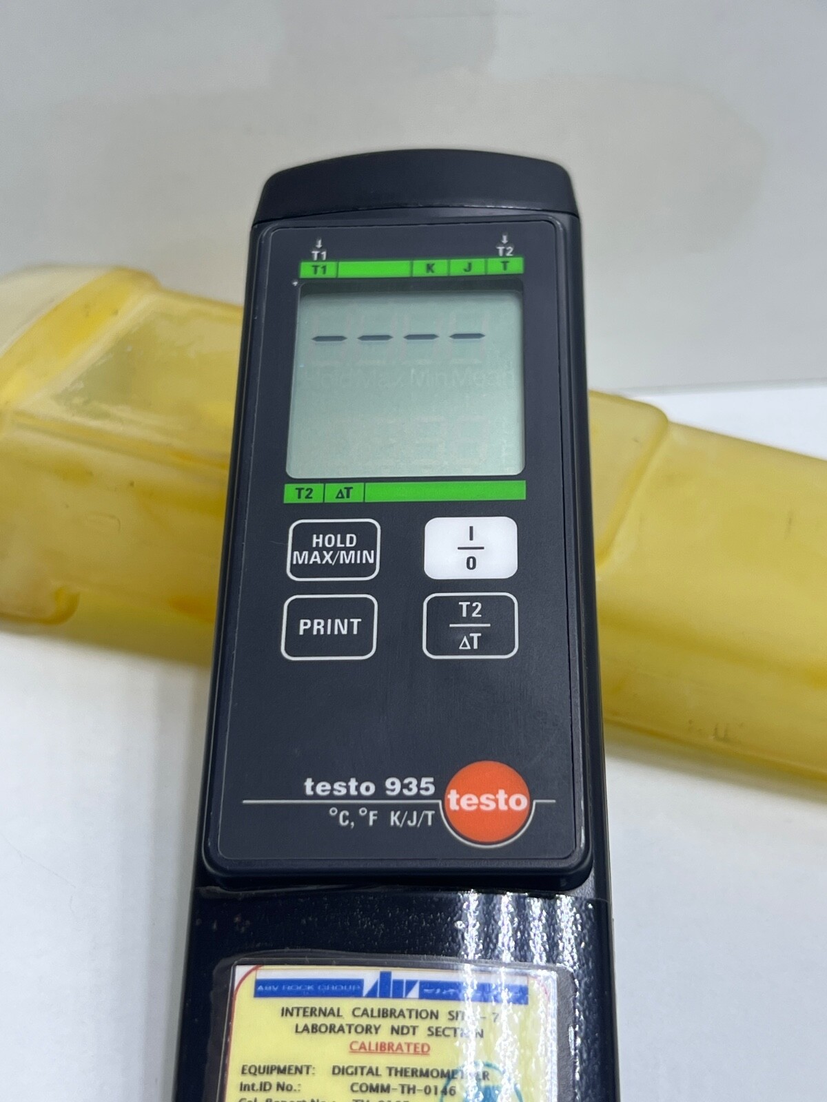 TESTO 935 THERMOMETER