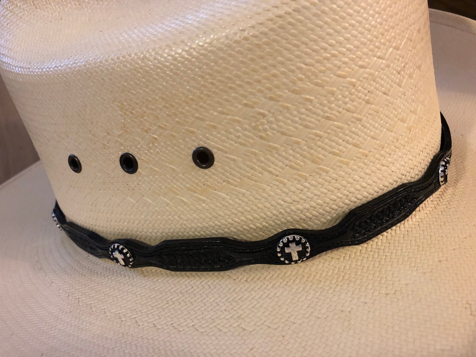 Hat Band 1/2" Tooled Leather with Cross Conchos