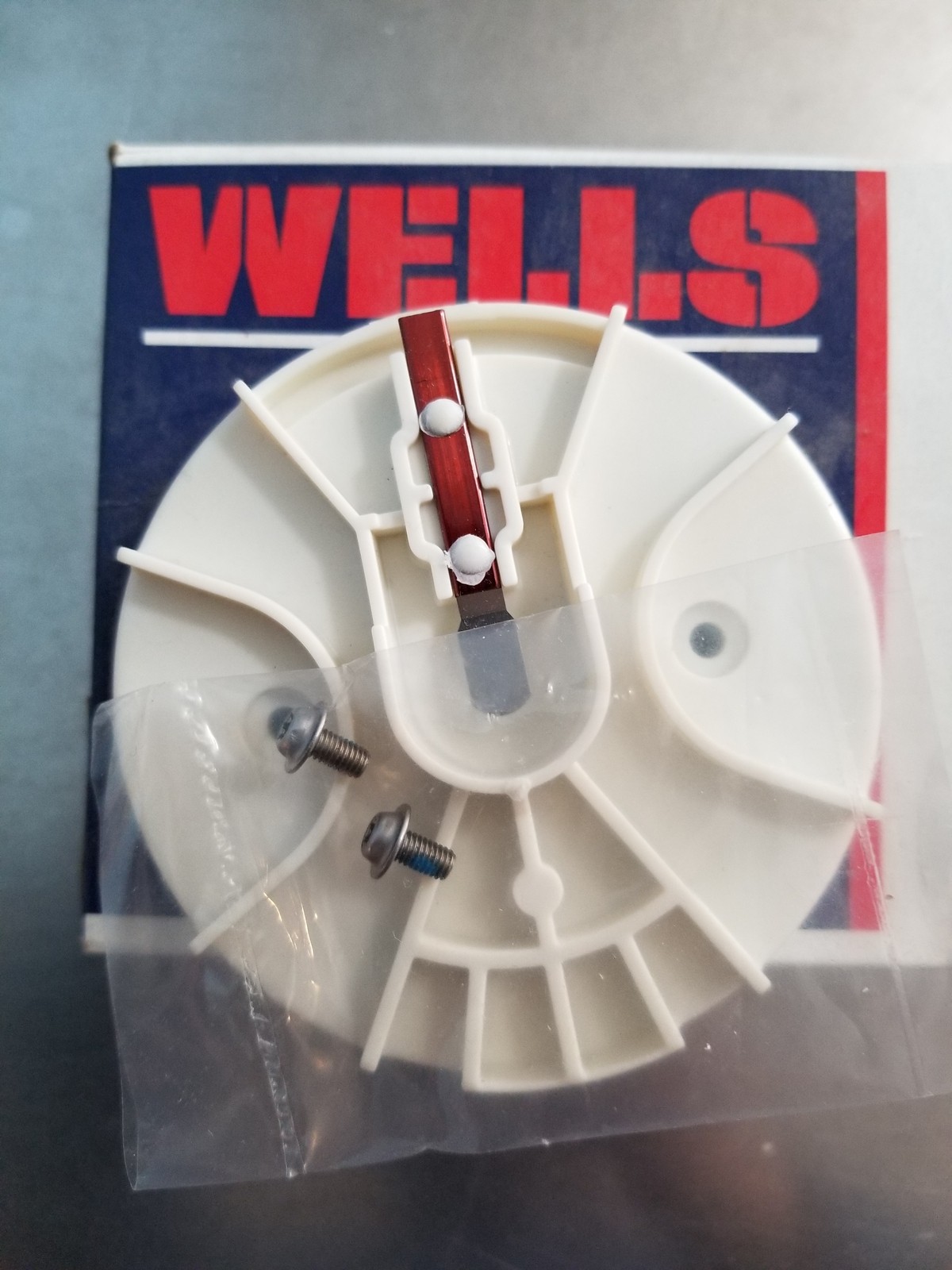 WELLS - Distributor Rotor Part# DR975 - NEW