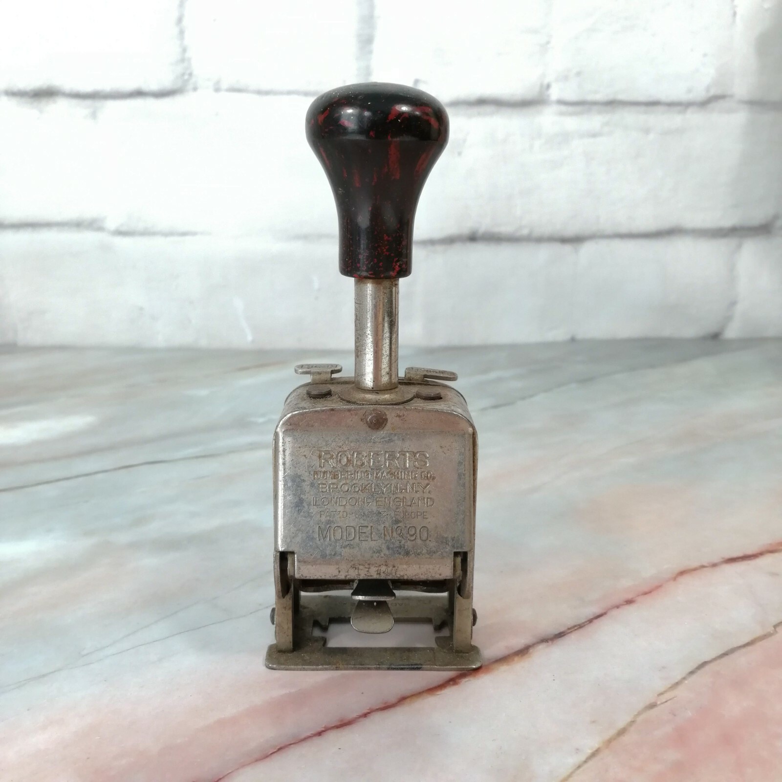 Vintage ROBERTS Numbering Machine Co. Model No. 90 (GOOD) 6.50"