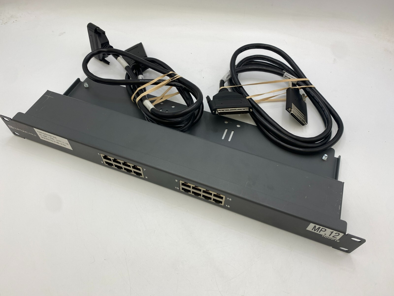 Custom Cable HDPP16 High Density Patch Panel 16 RJ-45 Ports NOS Black