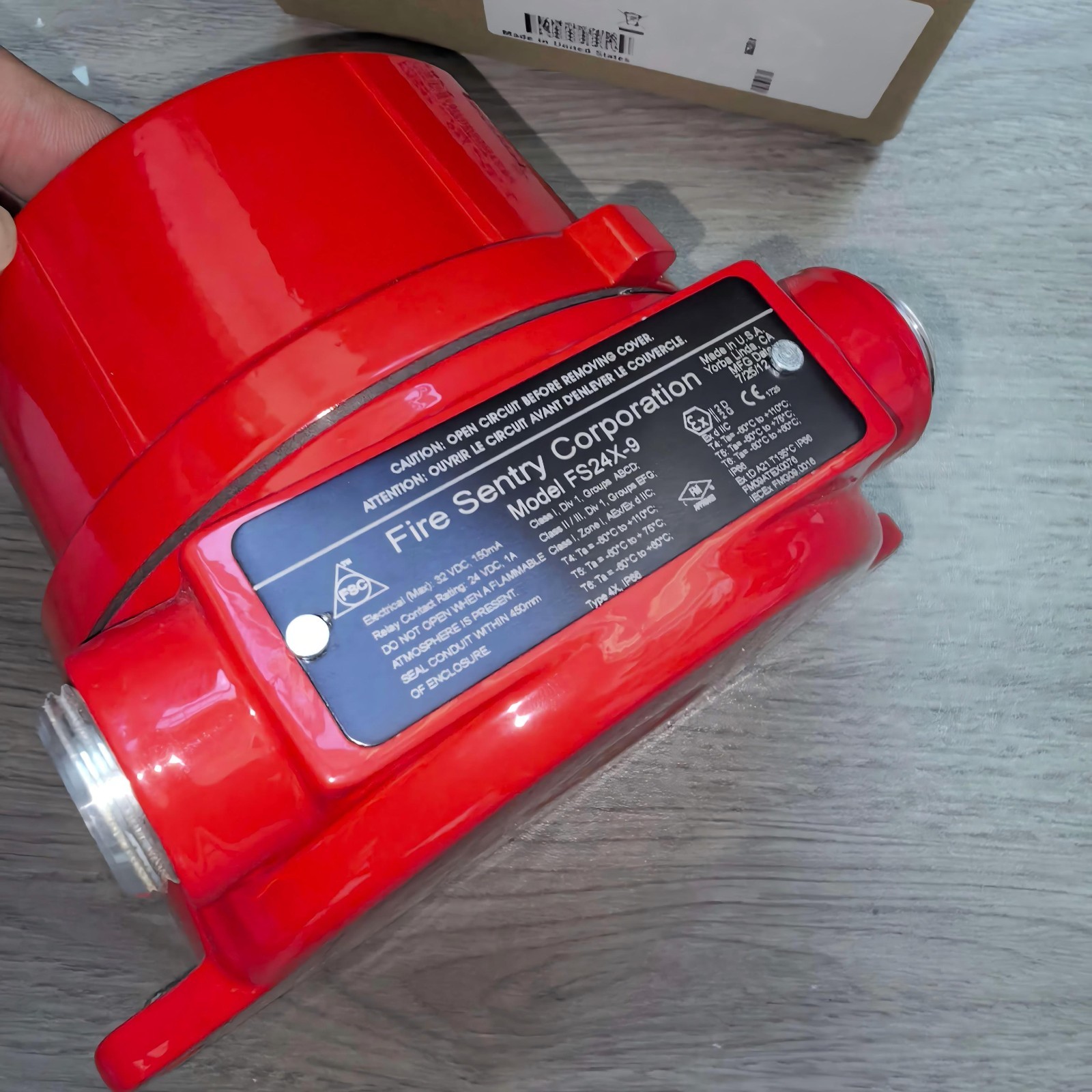 Honeywell FS24X-911-21-1 Triple IR Flame Detector UV IR Sensor Burner Safety