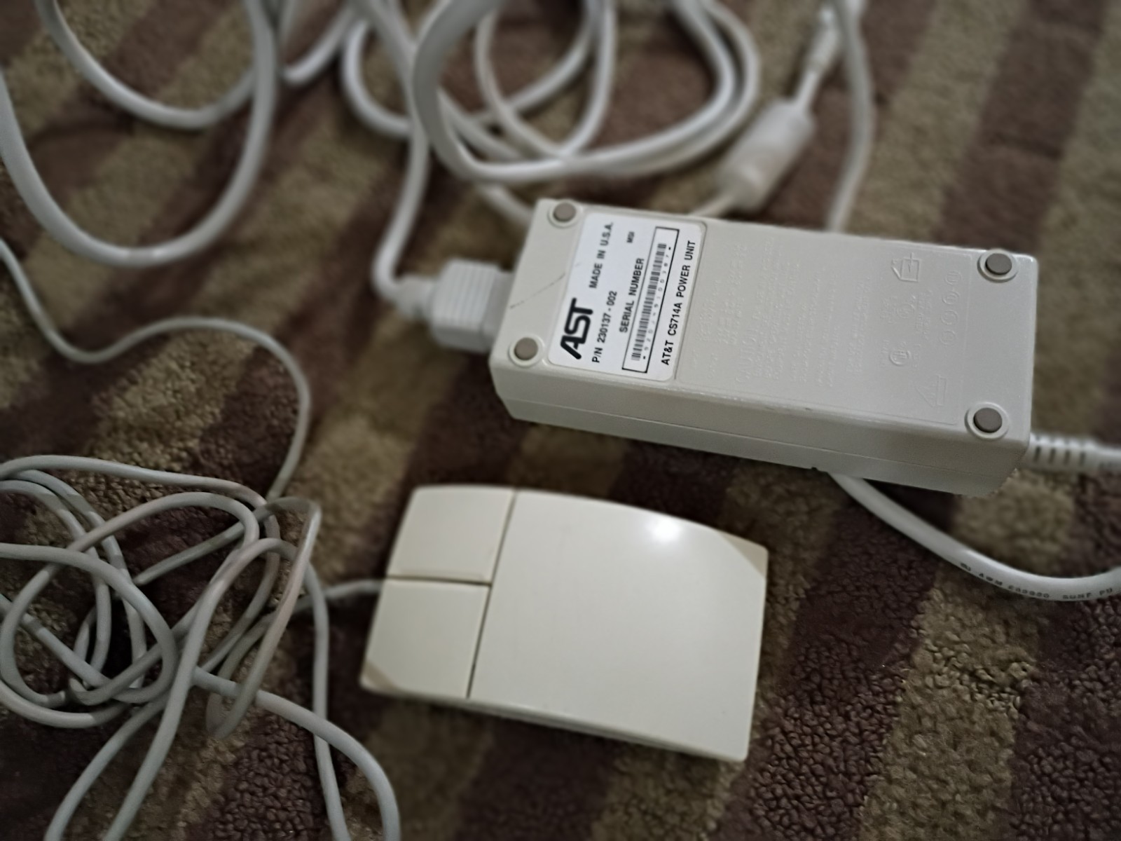 AST Advantage NB-SX25 Vintage Laptop Computer w/ Mouse, Adapter & Bag( UNTESTED)