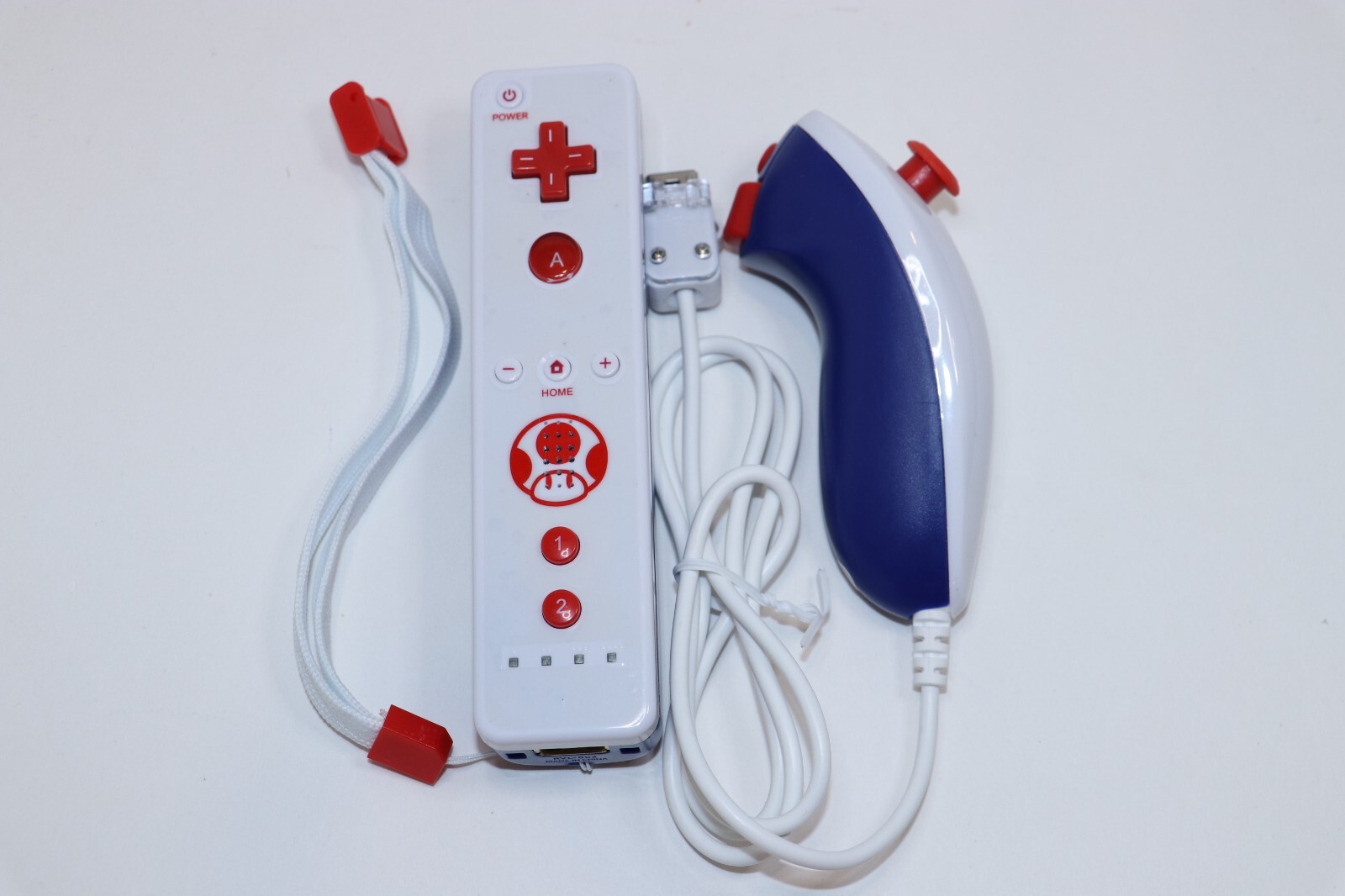 NINTENDO WII WII U TOAD DESIGN MOTION PLUS CONTROLLER AND NUNCHUCK BRAND NEW