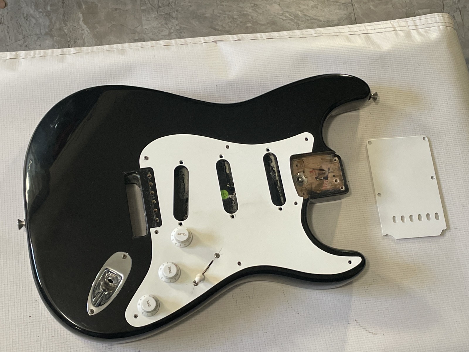 1999 American Fender USA Eric Clapton Signature Artist Black Guitar Body