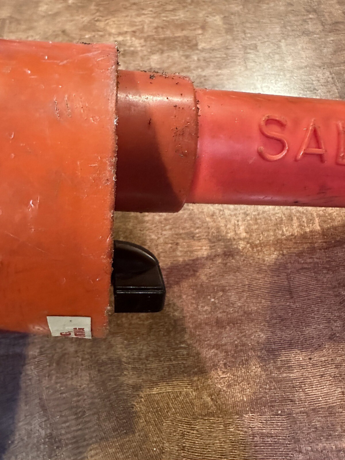 Salisbury WHS CO. Audio Visual AC Voltage Detector In Case￼
