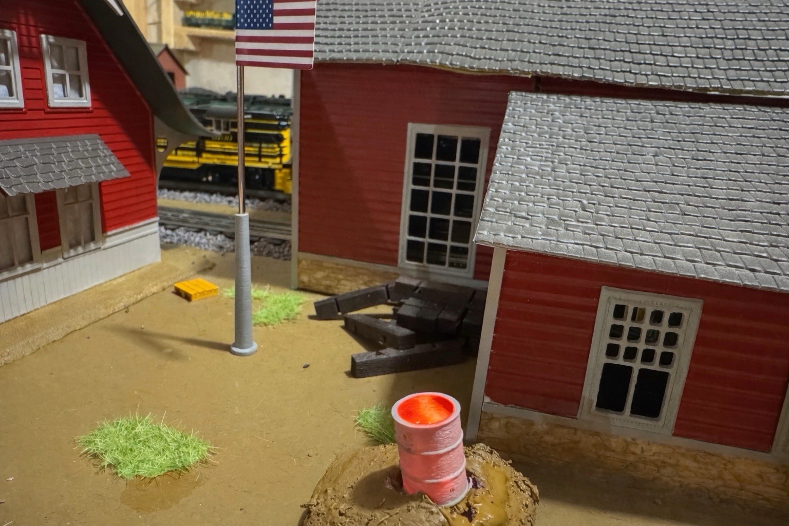 O/S Scale Burn Barrel