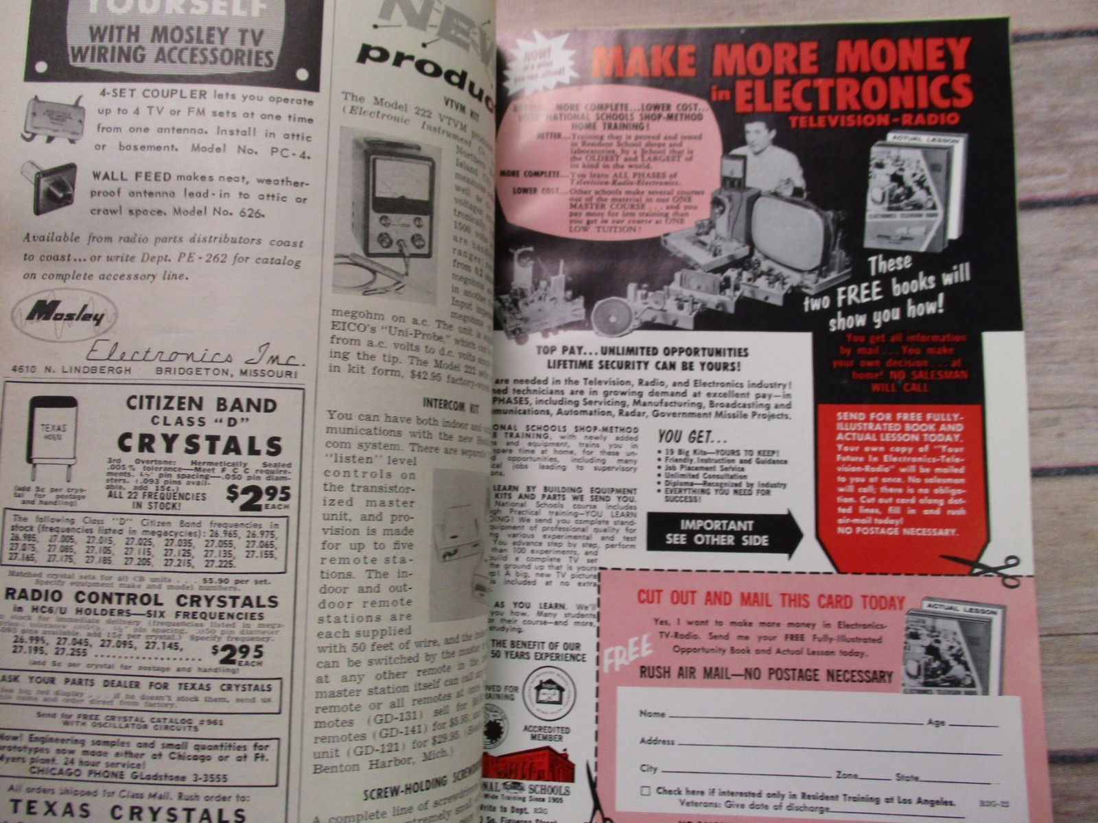 Vintage Popular Electronics Magazine February 1962 Radio TV Advertising 1960s