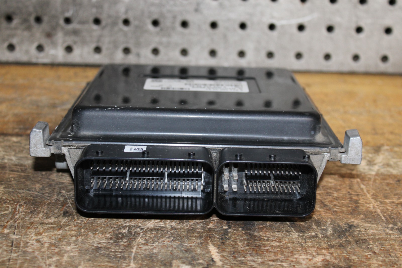 2012-15 Mercedes-Benz C250 Engine Control Module A 271 150 03 91