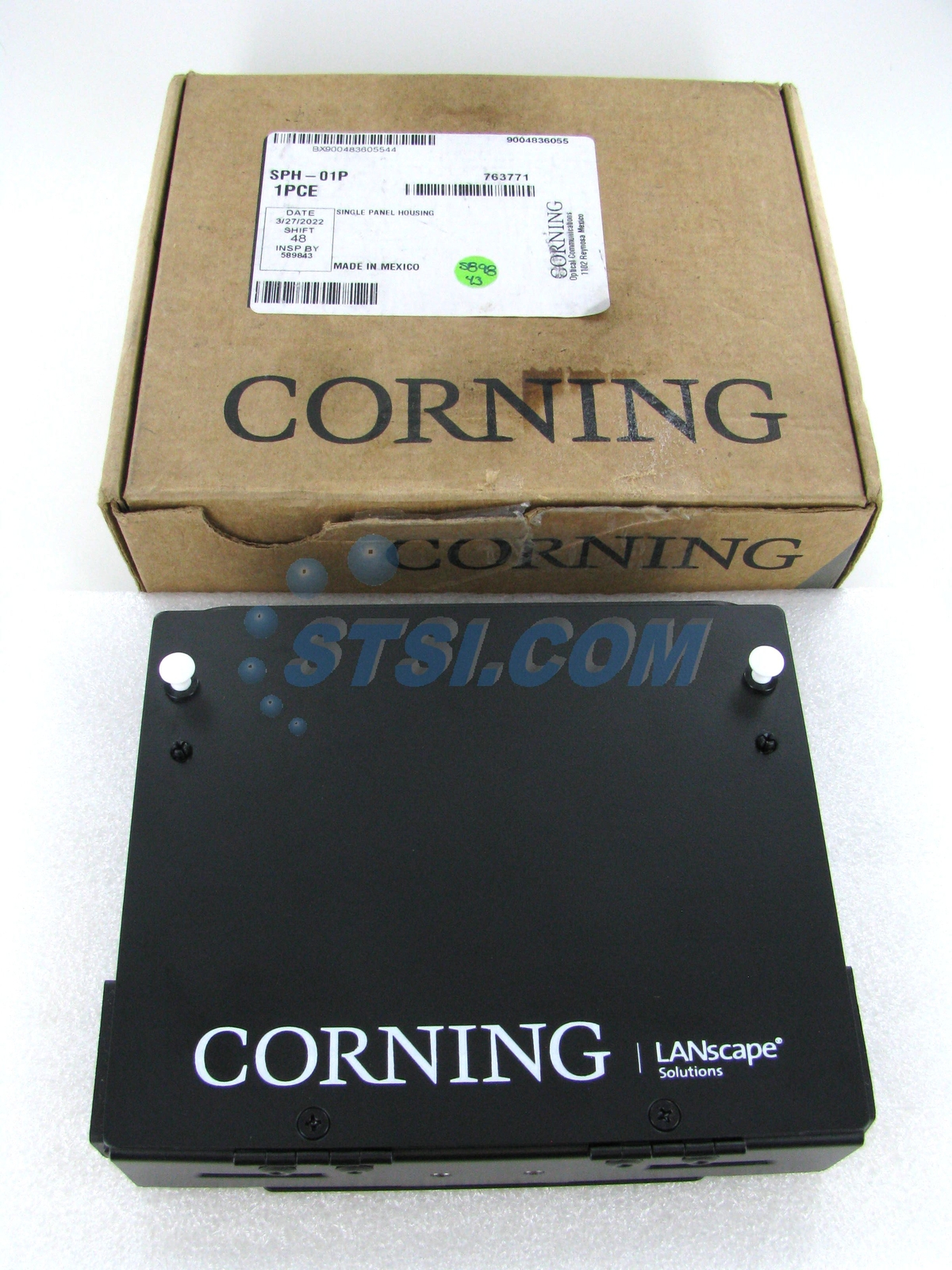 Corning Single-Panel Housing Wall-Mountable Black, for 1 CCH Panel SPH-01P ~STSI