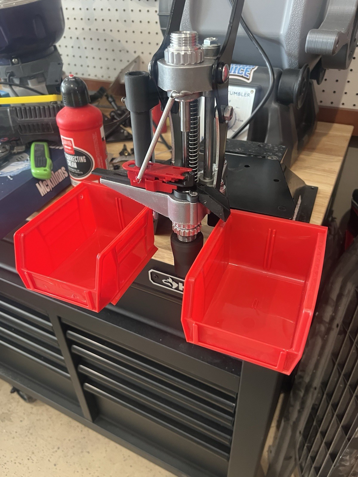 Lee App Double Arko bin hanger