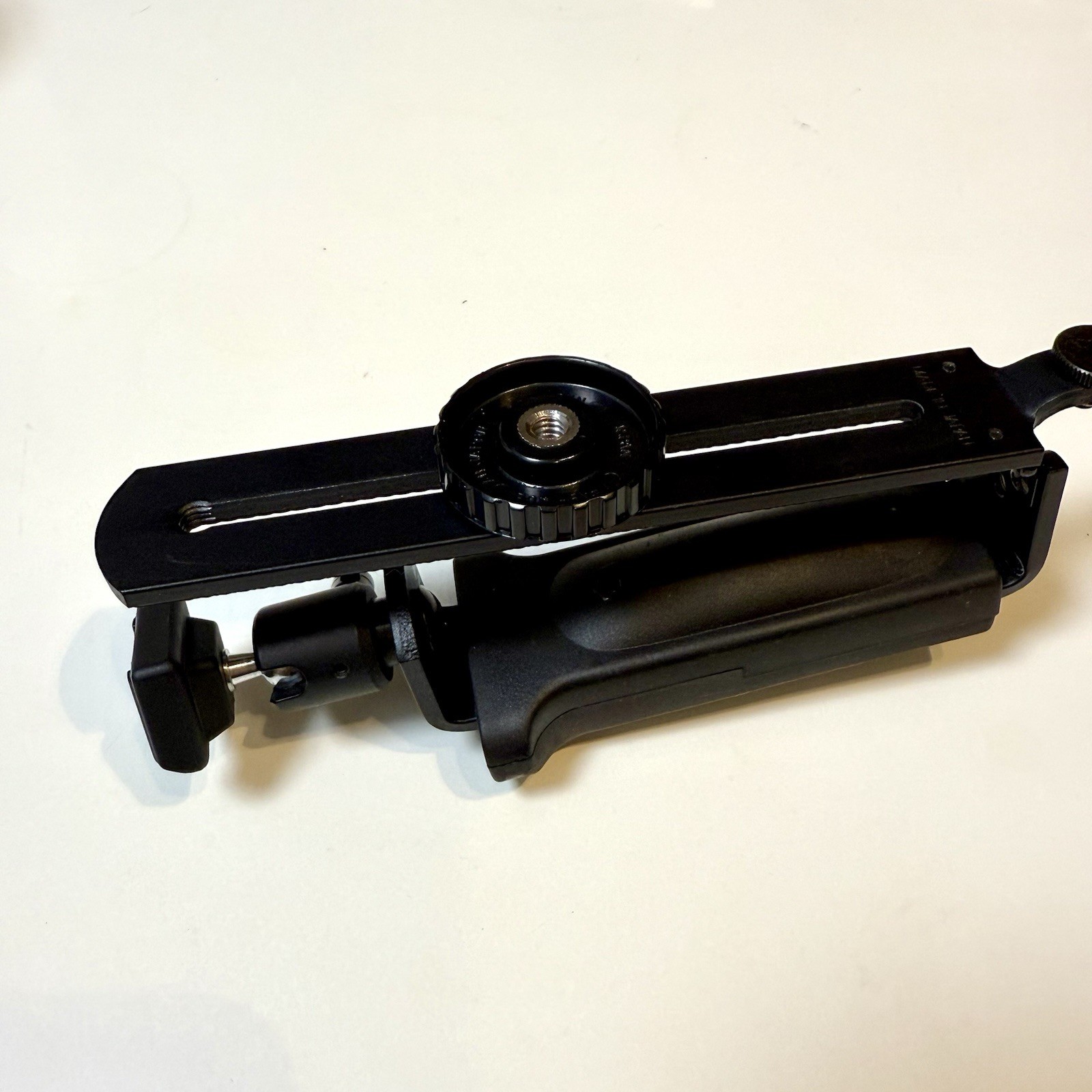 [Mint] universal colapsable left hand grip for camera