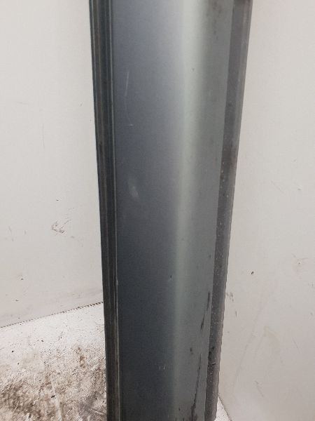 04-06 LEXUS ES330 DRIVER SIDE LEFT SIDE ROCKER PANEL MOULDING