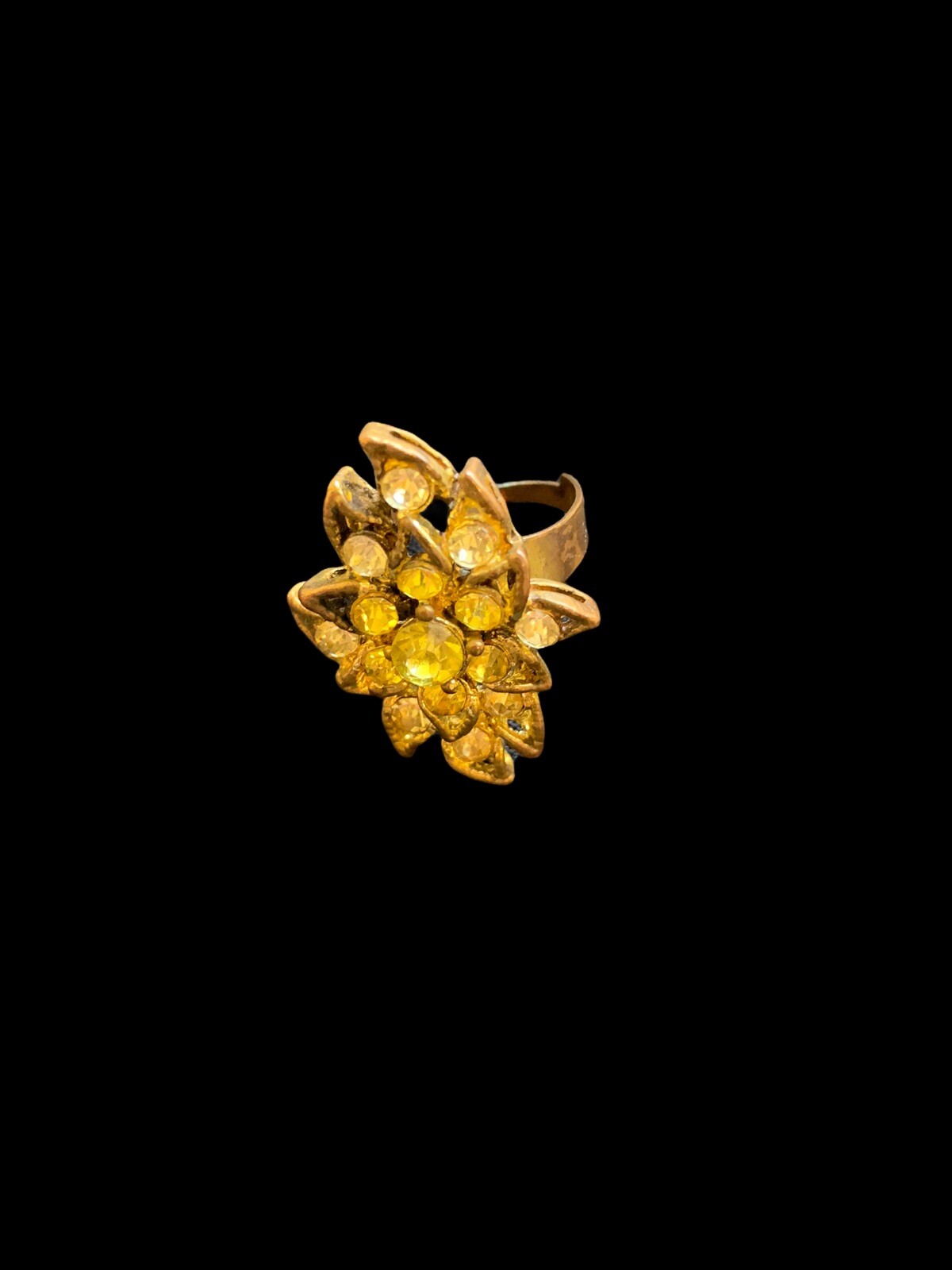 Vintage Adjustable Yellow & white rhinestone ring