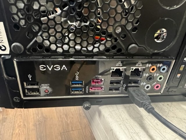 EVGA Z68 SLI USB3 SATA III/6G Motherboard 130-SB-E685 LGA 1155 i7 2600K 16GB RAM