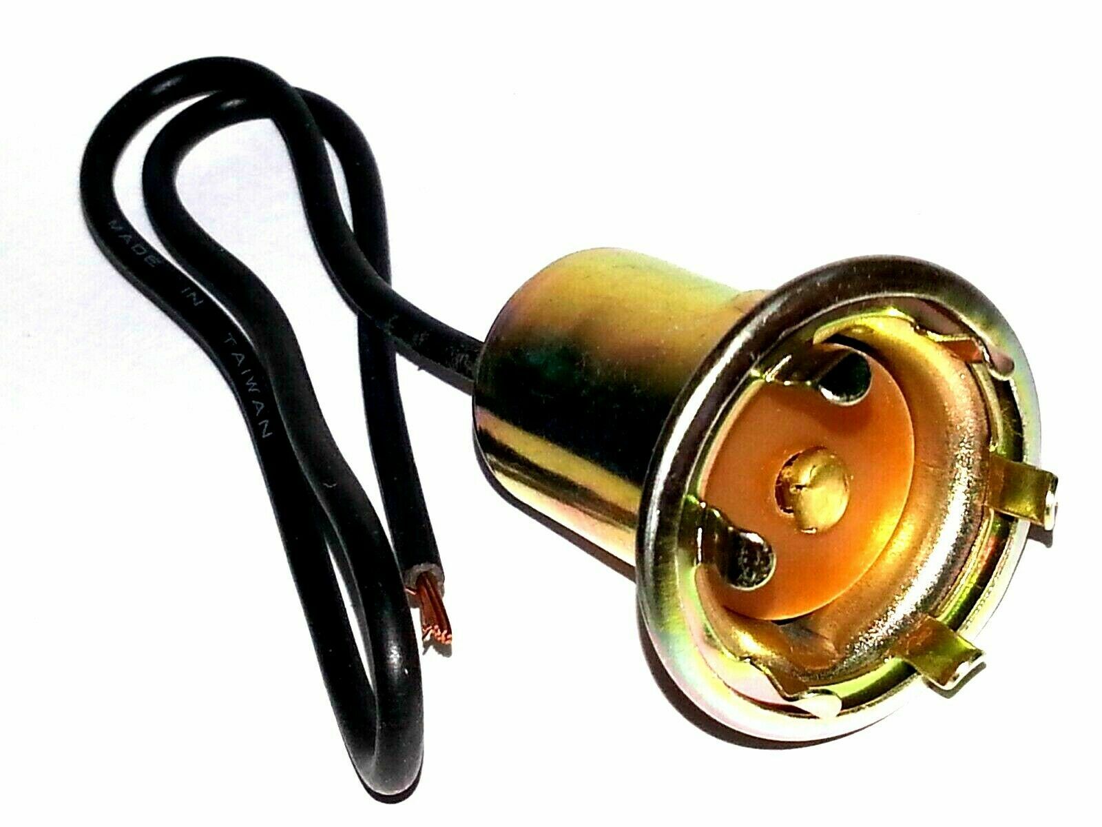 GM Park Tail Side Marker Reverse Light Lamp 1156 Bulb Wiring Harness Socket D38