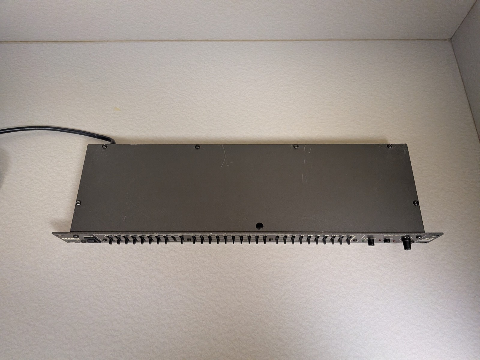 Rane ME30 Rack Mountable Graphic Equalizer EQ Missing One Knob