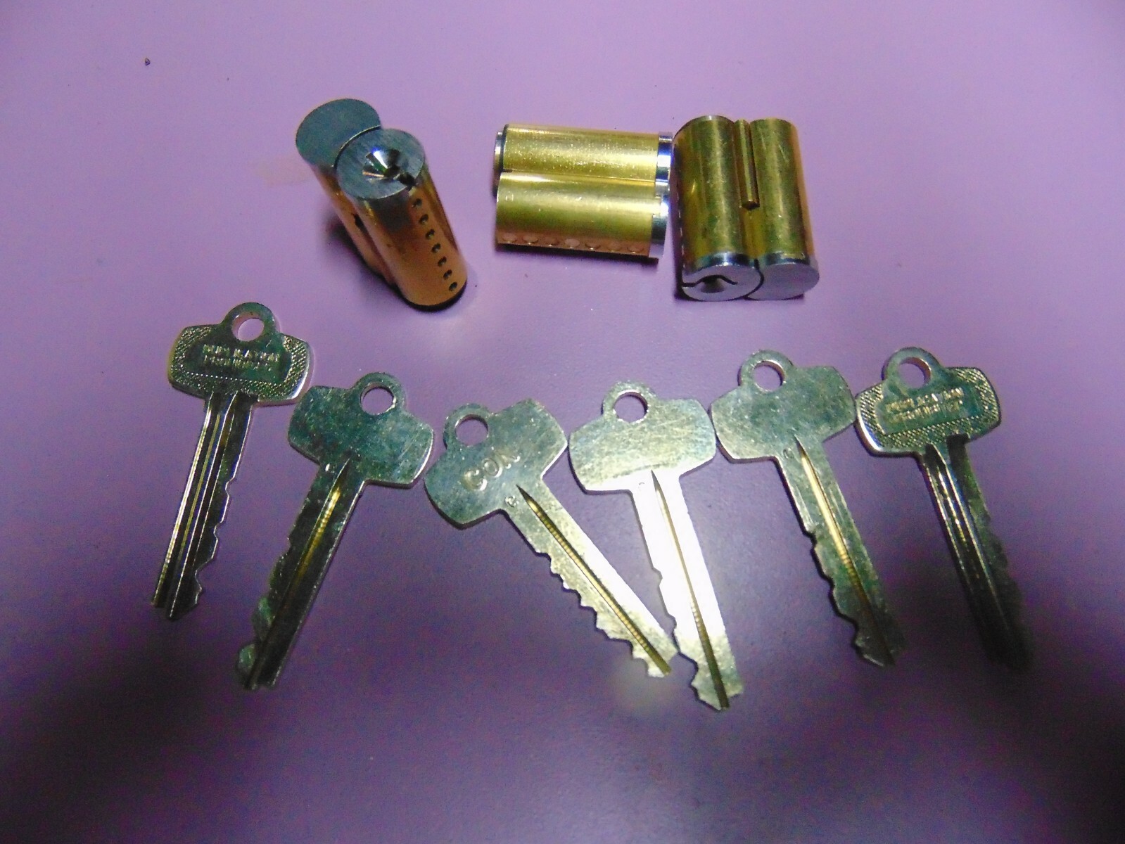 3 BEST CORE LOOK ALIKE  C WITH 1 CORE KEY AND 5 KEY CUT KEYS        LOCKSMITH