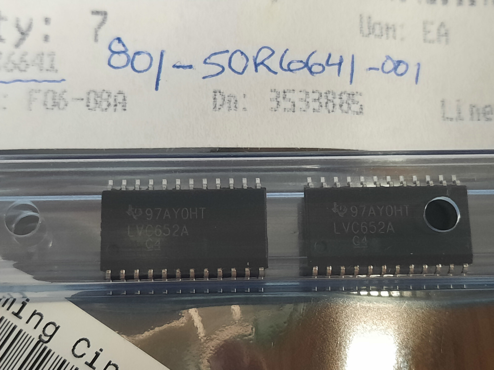 2PCS TI SN74LVC652ADW 24-Pin SOIC Original Parts Octal Bus Transceiver New