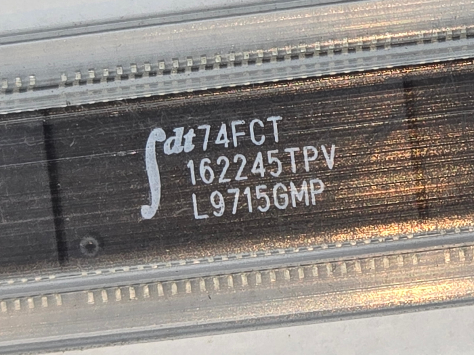 5pcs 74FCT162245 FAST CMOS 16-BIT BIDIRECTIONAL TRANSCEIVER