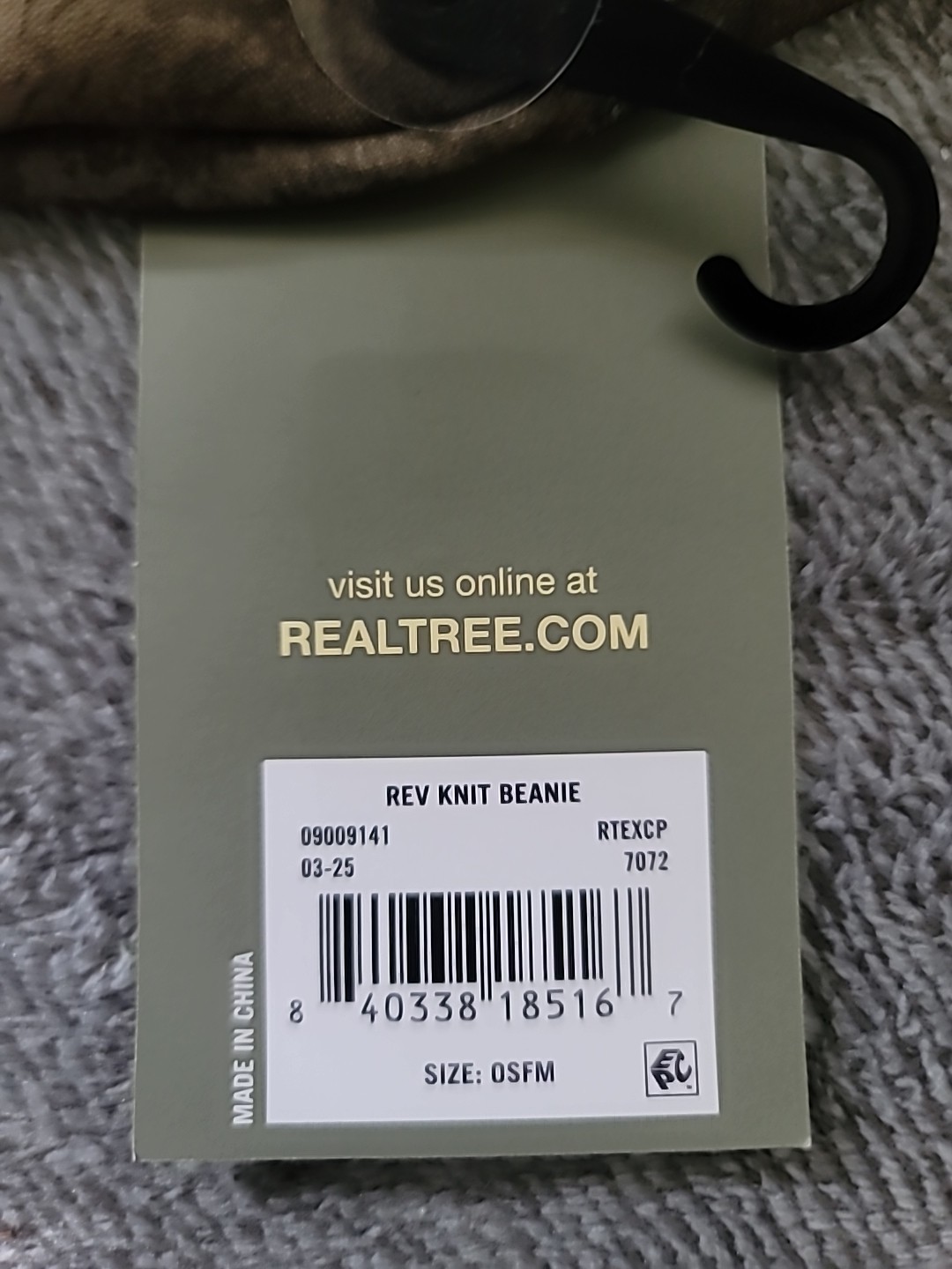 Realtree Excape Reversible Knit Beanie Camo/Black
