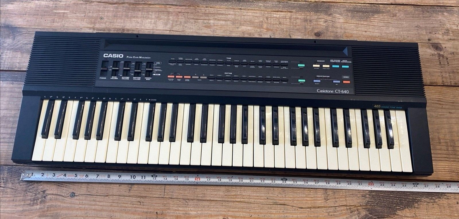 Vintage Casio Casiotone CT-640 Synthesizer Keyboard/Digital Piano Tested