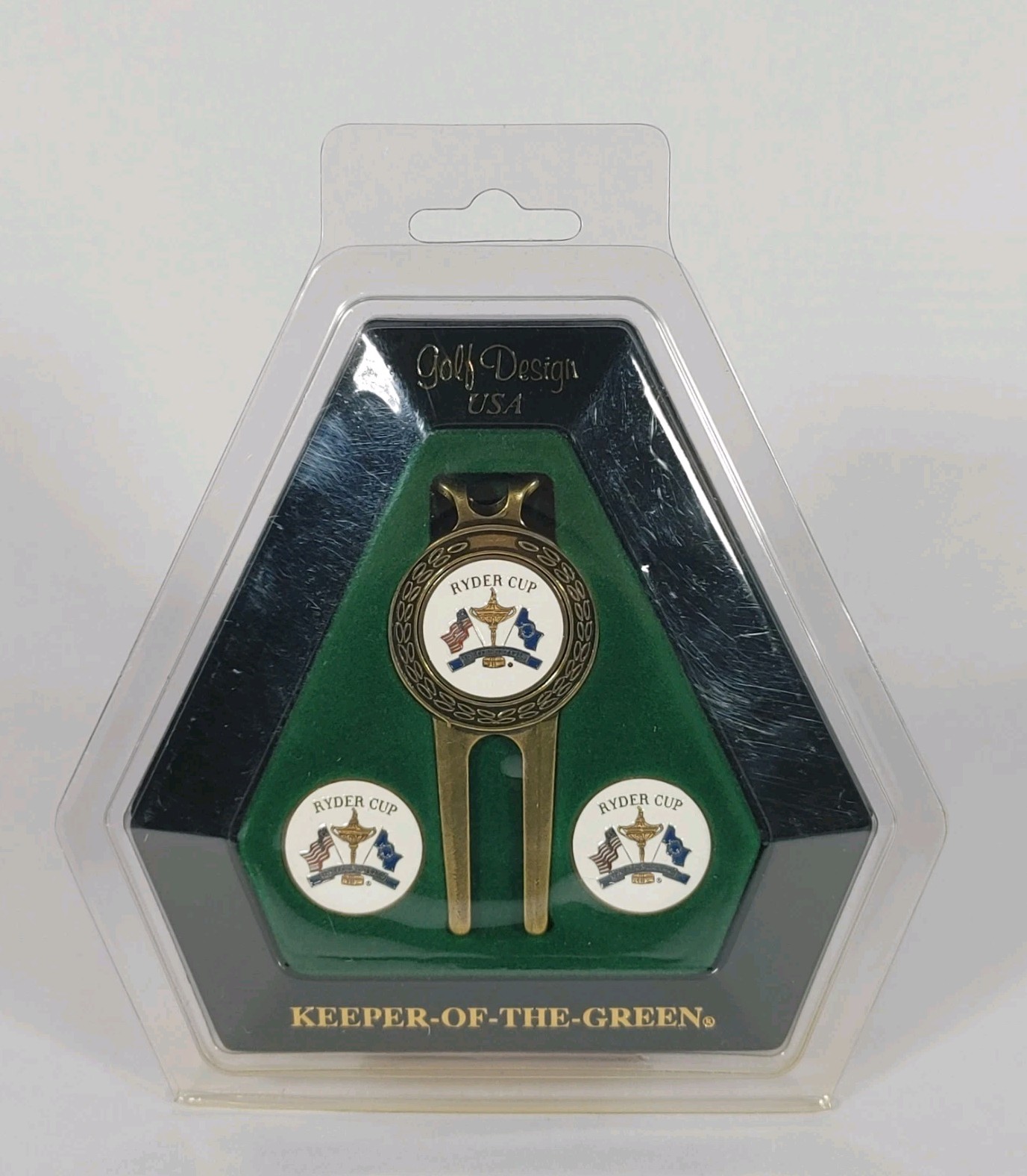 Ryder Cup 1999 Golf Design USA Keeper Of The Green Divot Tool, 2 Ball Markers