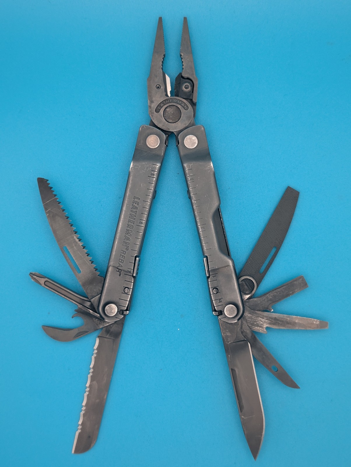 Leatherman Rebar Multi-Tool! Free Shipping! BLACK OXIDE! USED