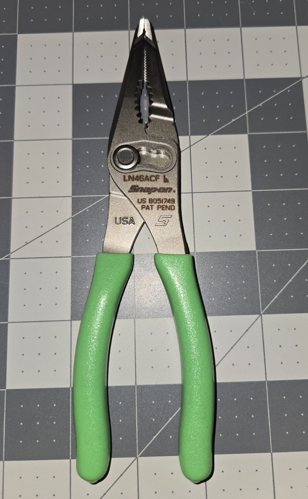 Snap-on  7" Talon Grip Long Nose Slip Joint Pliers LN46ACF Green (New)