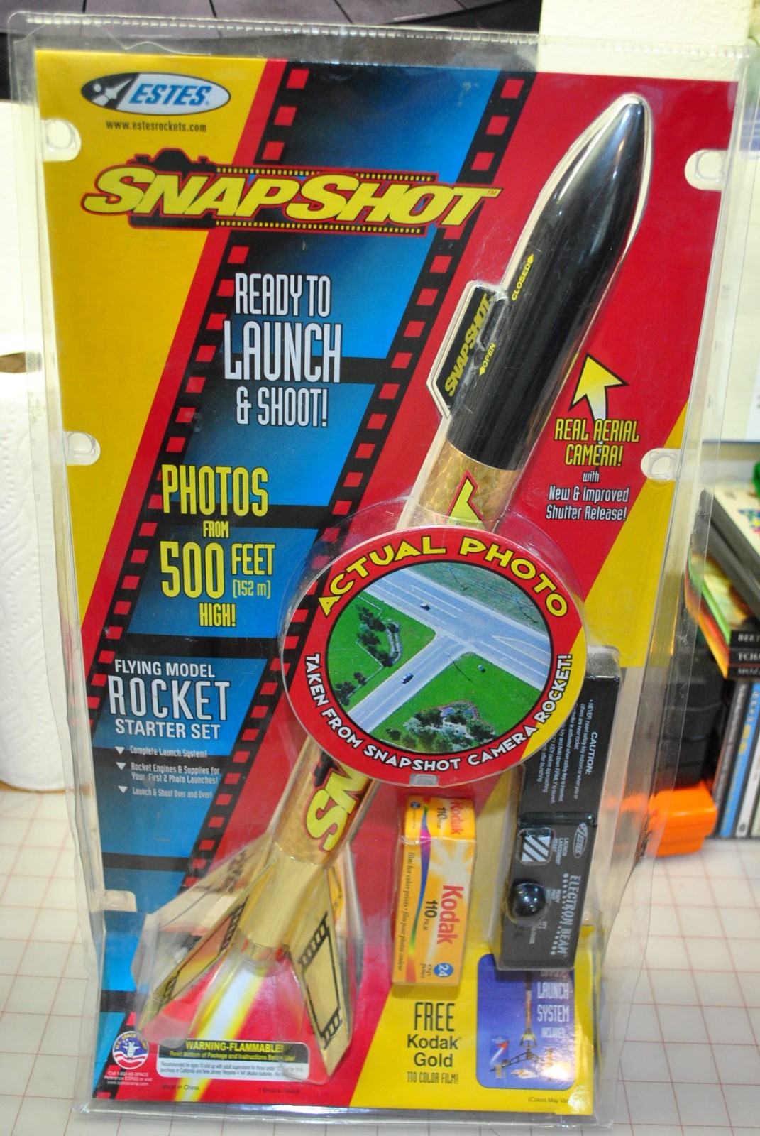 ESTES Snaphot Aerial Camera Model Rocket Start Set NEW No Engines. Nice!