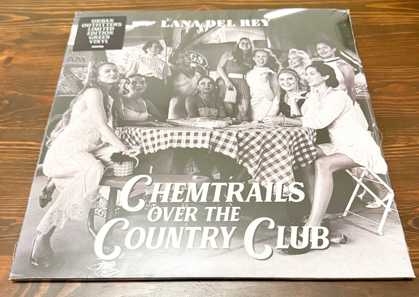 Lana Del Rey - Chemtrails Over The Country Club LP Limited Green Vinyl Record
