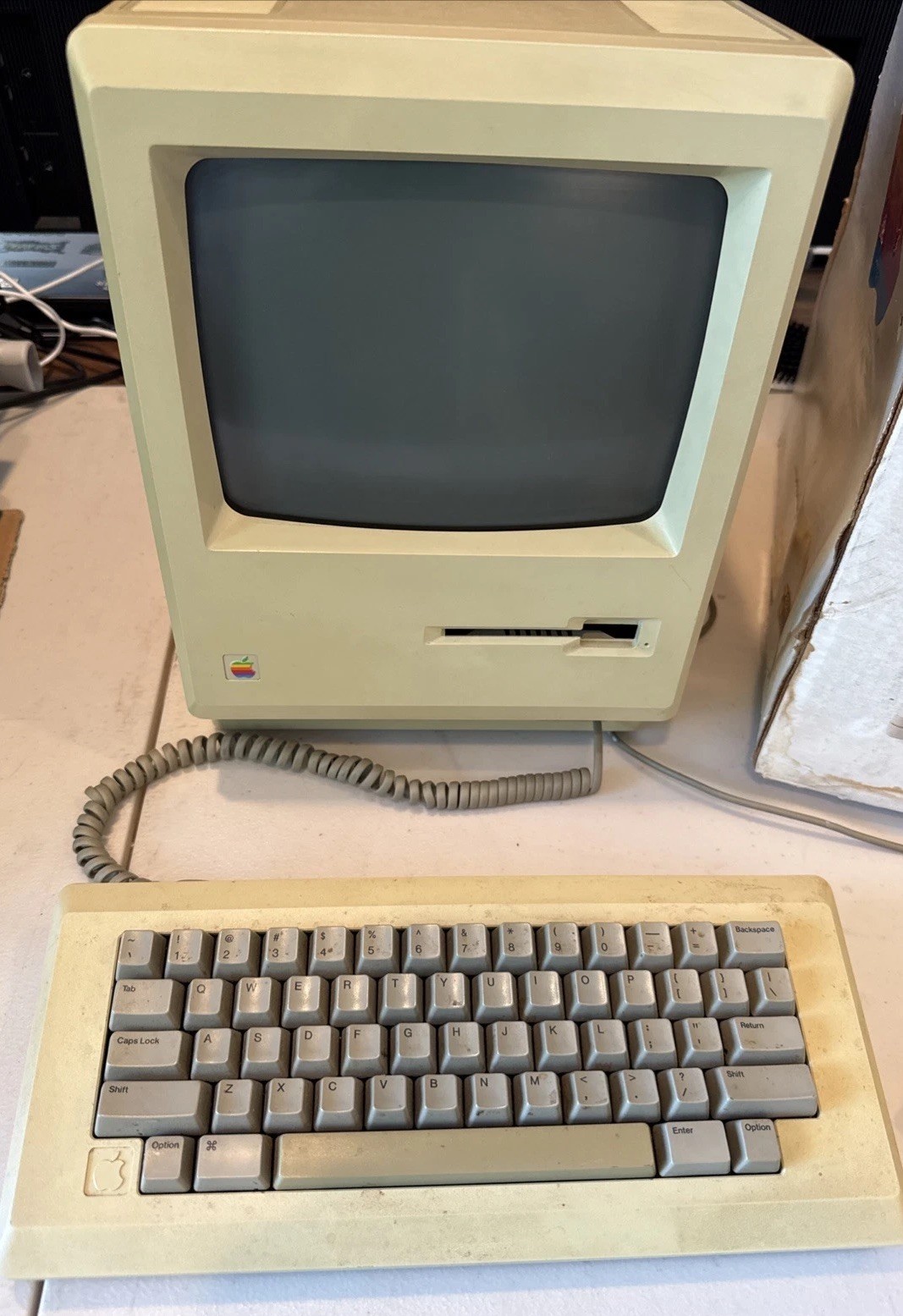 Apple Macintosh 512K M0001W Computer w/ Keyboard Mouse Original Box Untested