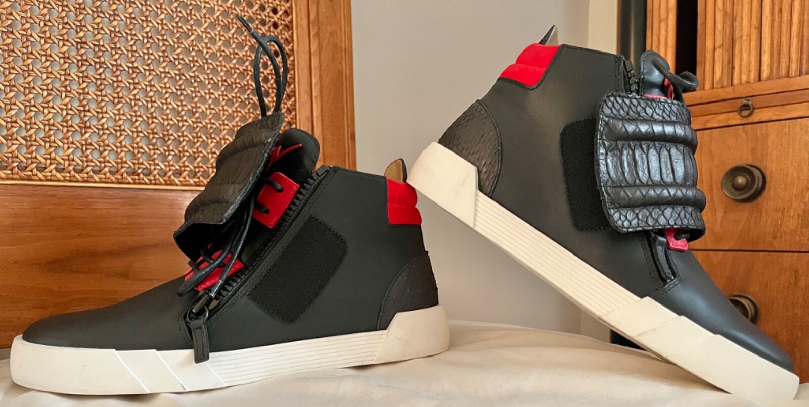 NIB GIUSEPPE ZANOTTI FOXY LONDON Men High Top Black/Red Leather Sneaker US9/EU42