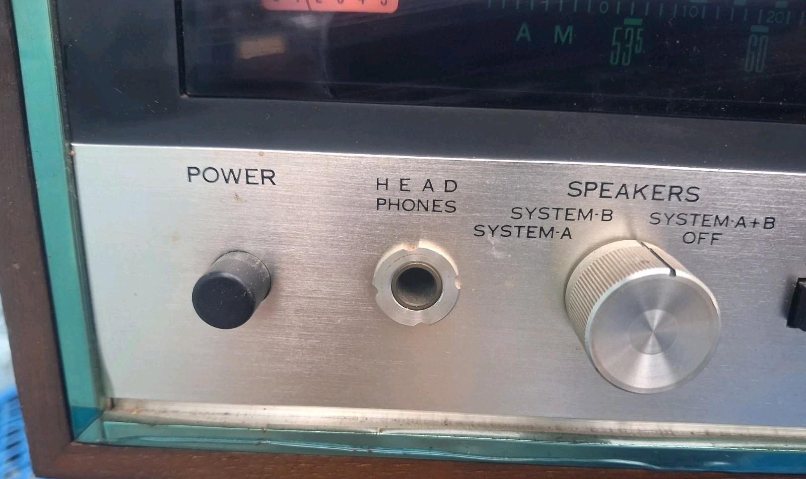 Sansui 2000 Solid State AM/FM Stereophonic Tuner Amplifier Ipod Compatible Mint