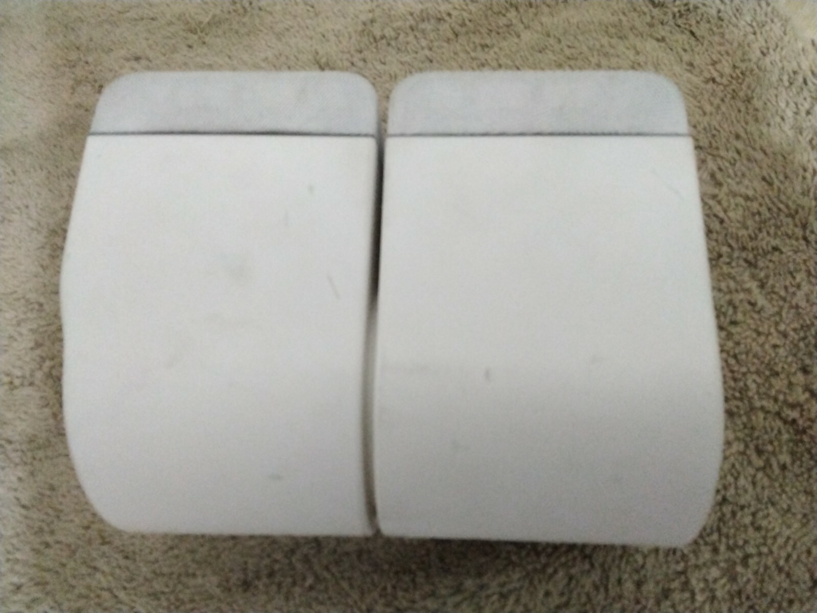 Bose Acoustimass Double Cube Speaker (White) Working Condition -