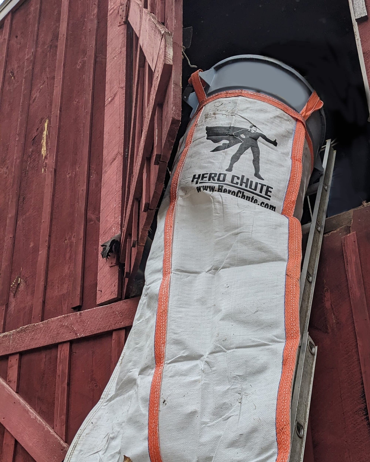 Hero Chute™ Heavy Duty 10ft Construction Chute Section Includes 4-120lb Rated...