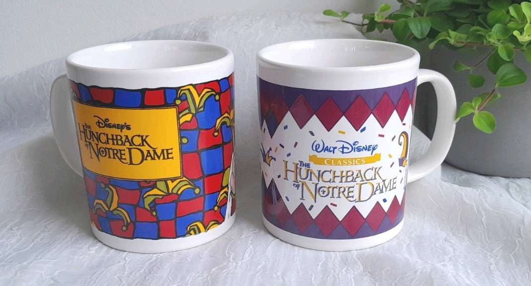 2 Vintage Disney Mugs The Hunchback Of Notre Dame - Staffordshire England