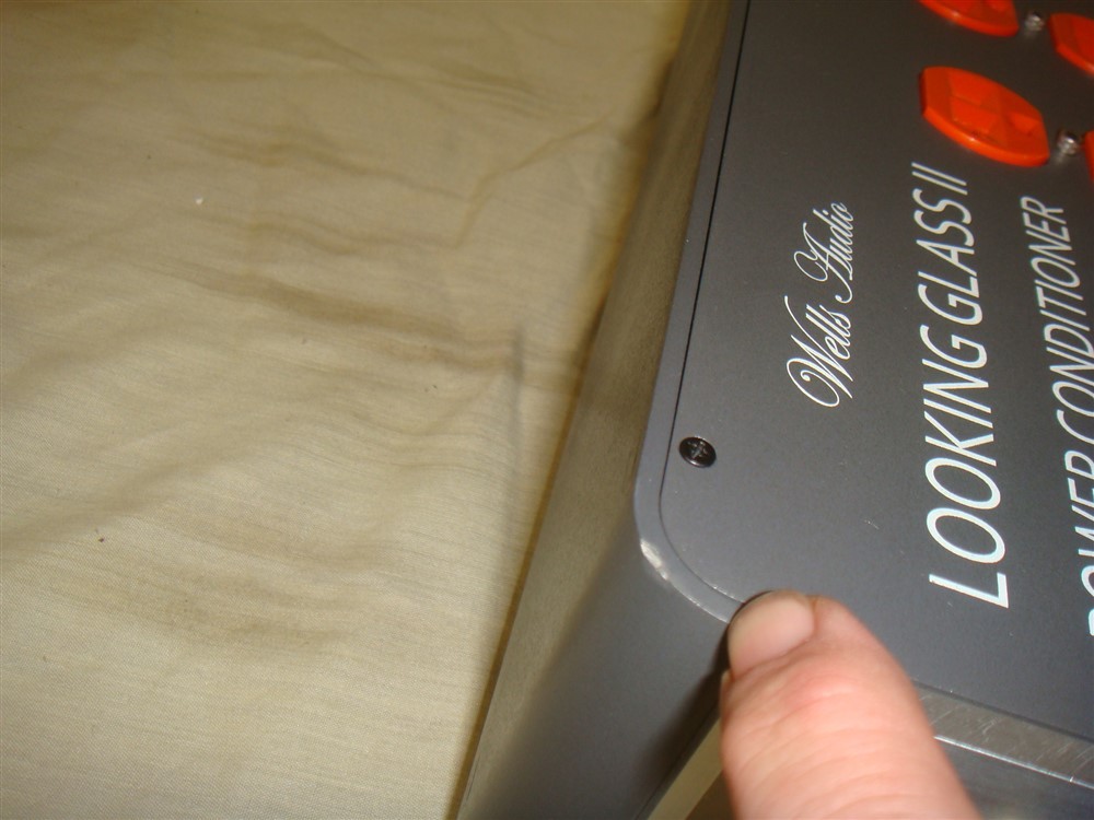 WELLS AUDIO LOOKING GLASS II AUDIOPHILE POWER CONDITIONER LEVEL II