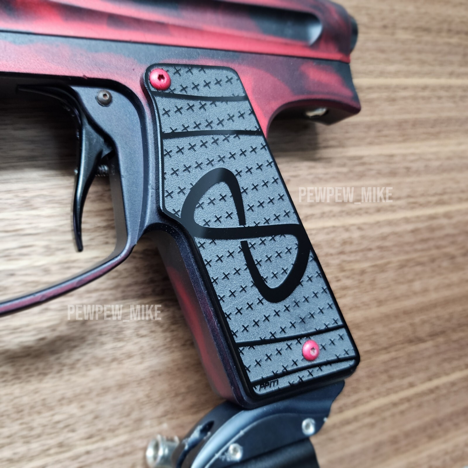 Replacement Infinity Legend - Colored Grip Panels - Paintball 06 Tadao