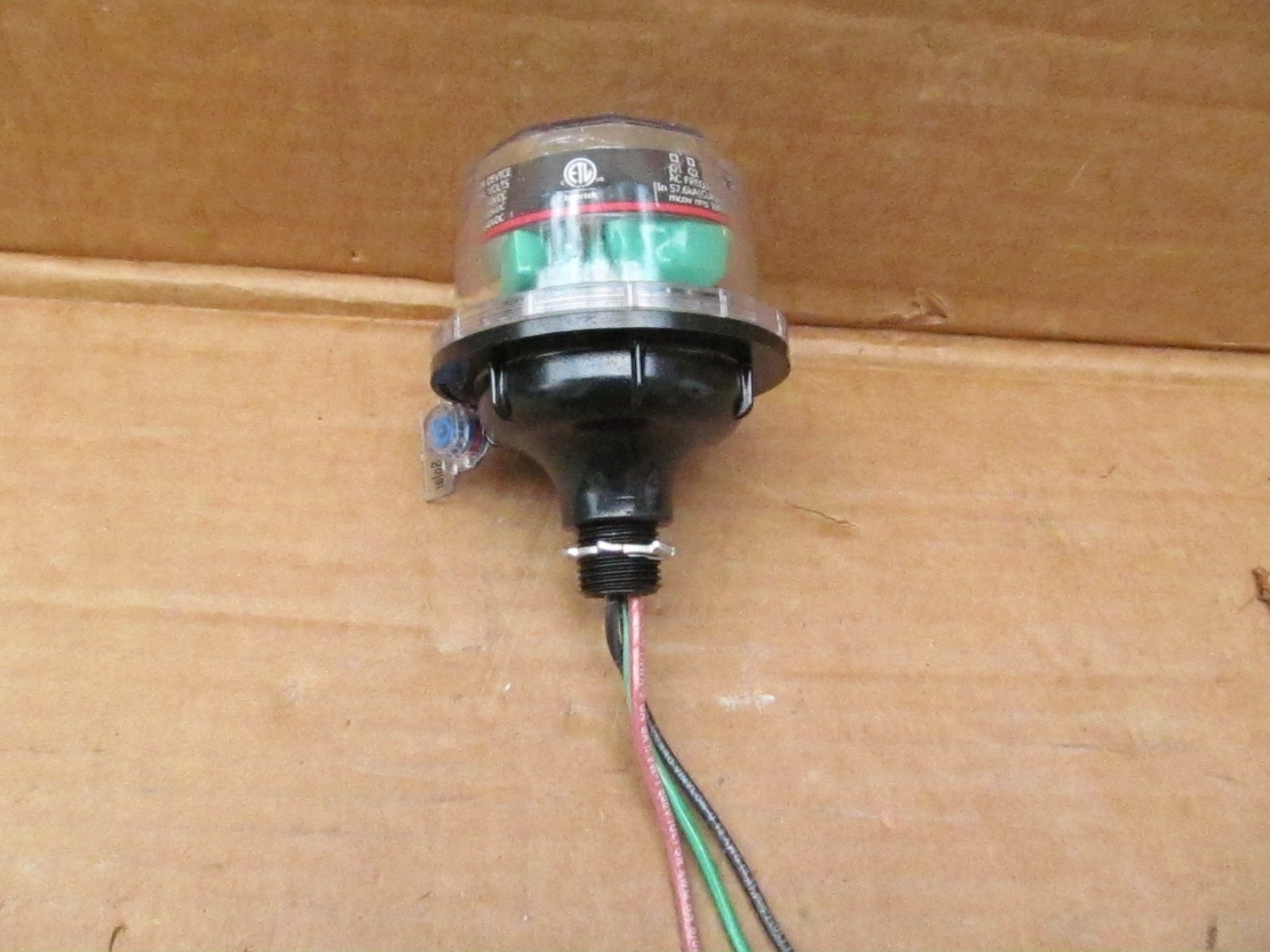 MidNite Solar MNSPD300 Surge Arrestor Protection Device 0-300VAC 385VDC