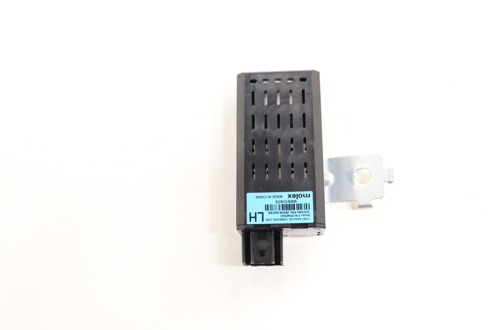 2016-2020 INFINITI QX60 REAR LEFT SIDE USB DC CHARGER PORT MODULE OEM 283H09NC6A
