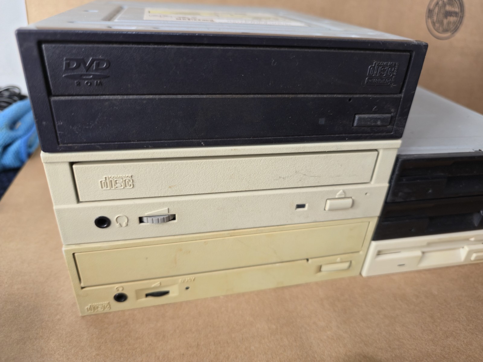 CD Drives & 3.5" Floppy Disk Drive Lot | 7 Total Drives Untested