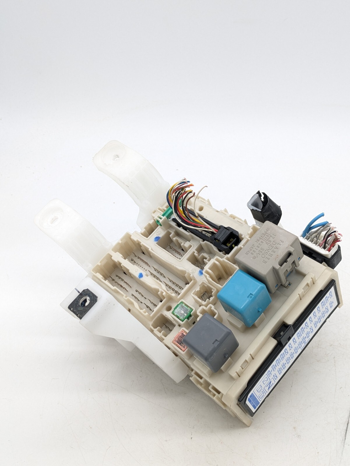 2006 TOYOTA PRIUS FUSE BOX INTERIOR UNDER DASH 82730-47300 OEM 04 05 06 07 08 09